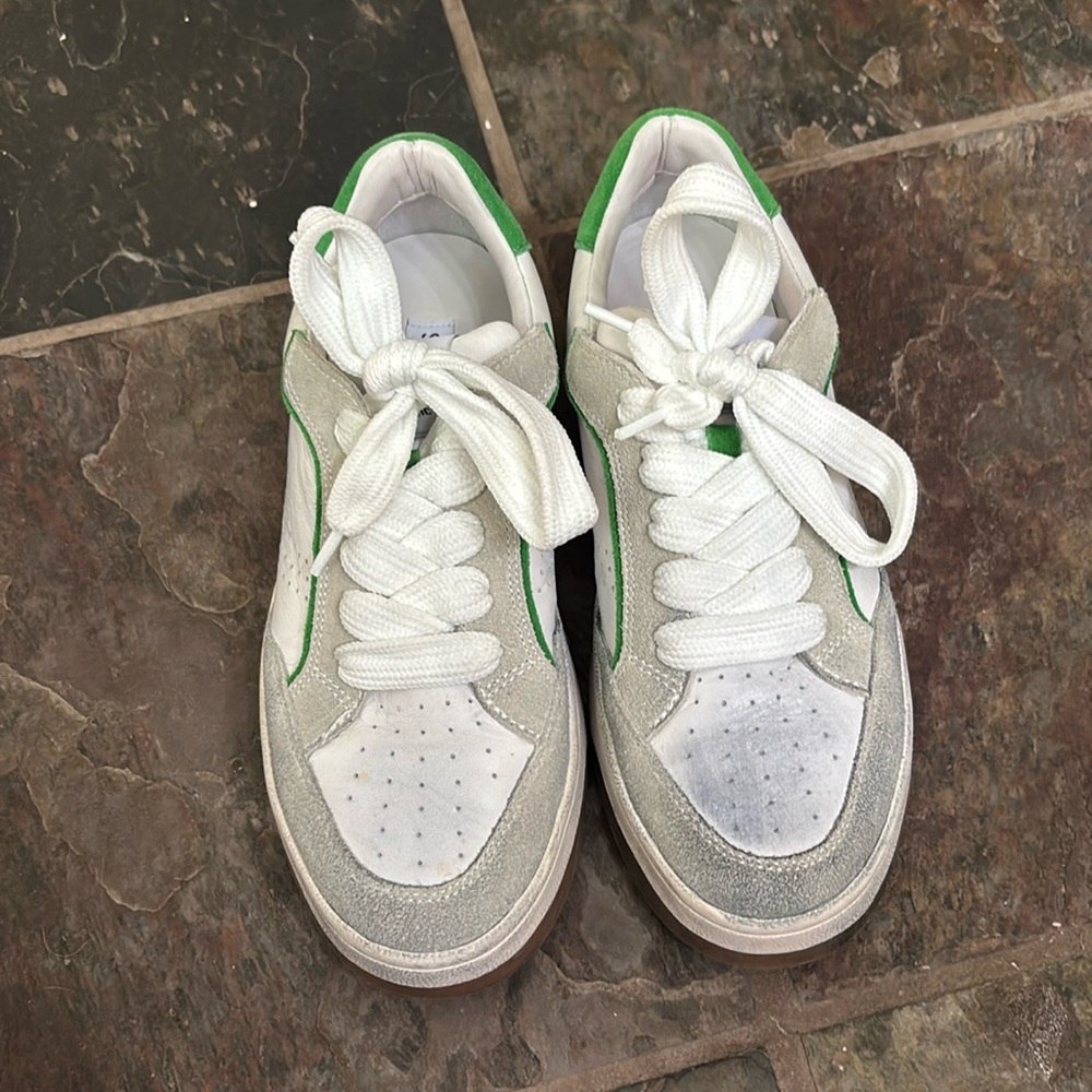 Steve Madden Sneaker